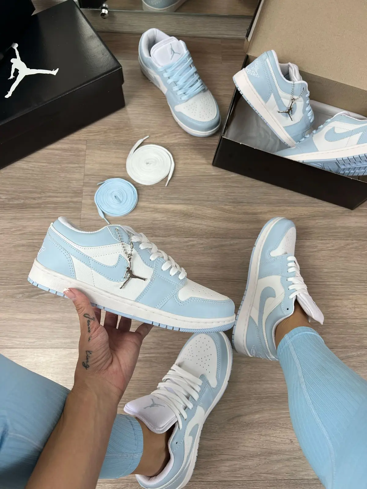Nike Jordan Low - Branco Acqua — foto principal