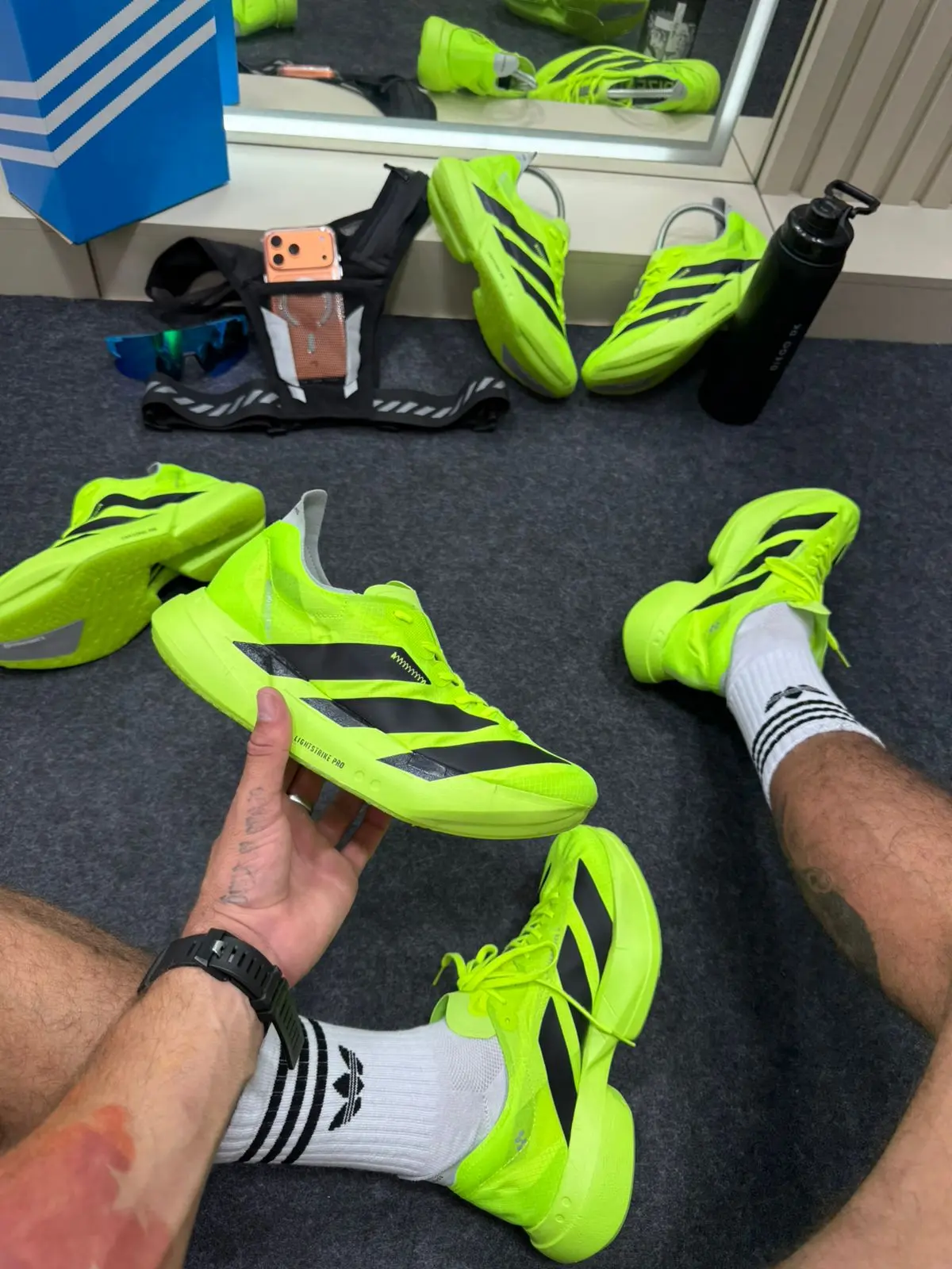 Adidas Adizero Verde Neon e Preto — foto principal