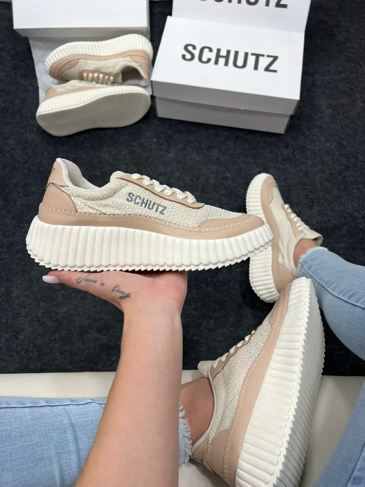Shutz Casual Tricô Premium — foto principal