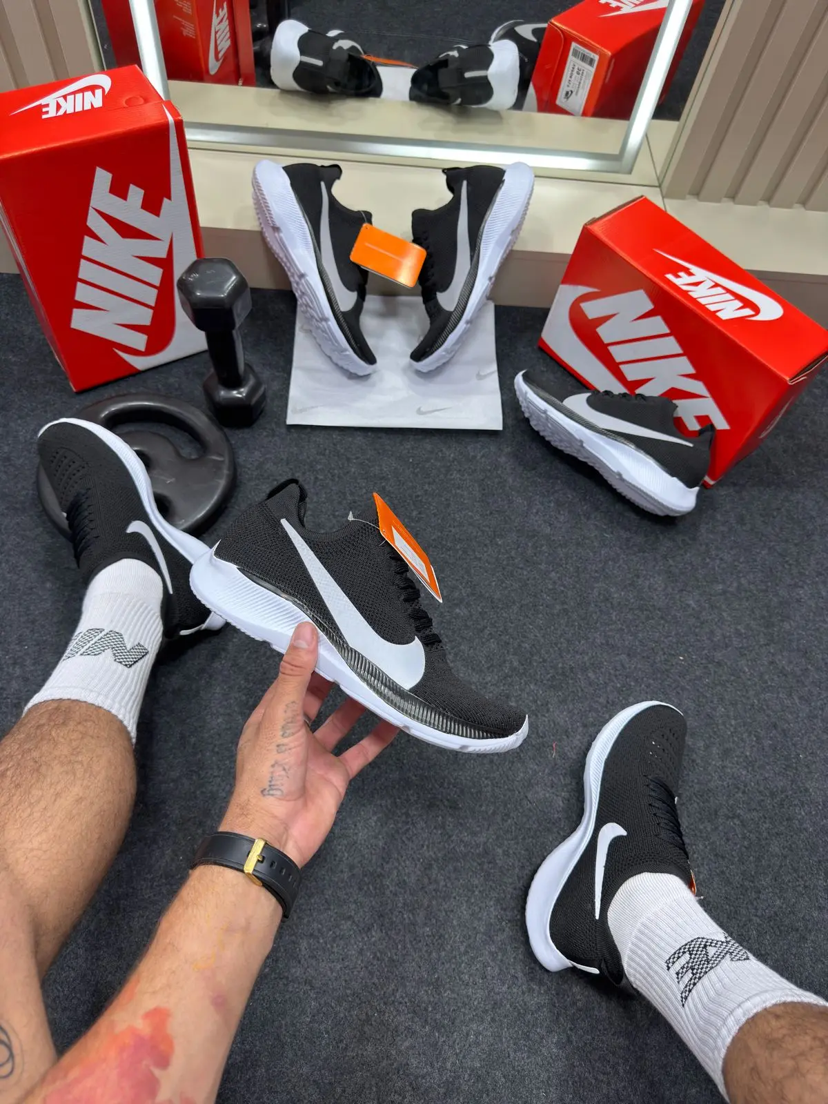 Nike Vapor Fly Premium Preto e Branco — foto principal