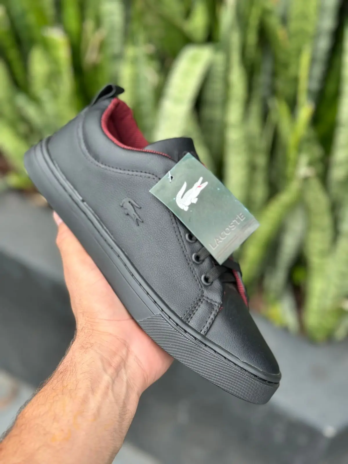 Lacoste All Black — foto principal