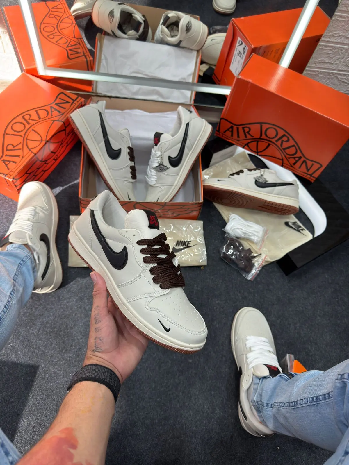 Air Jordan W-7 Prime Off White e Preto — foto principal